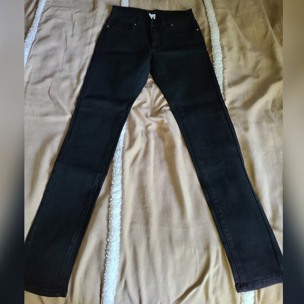 Venus color jeans